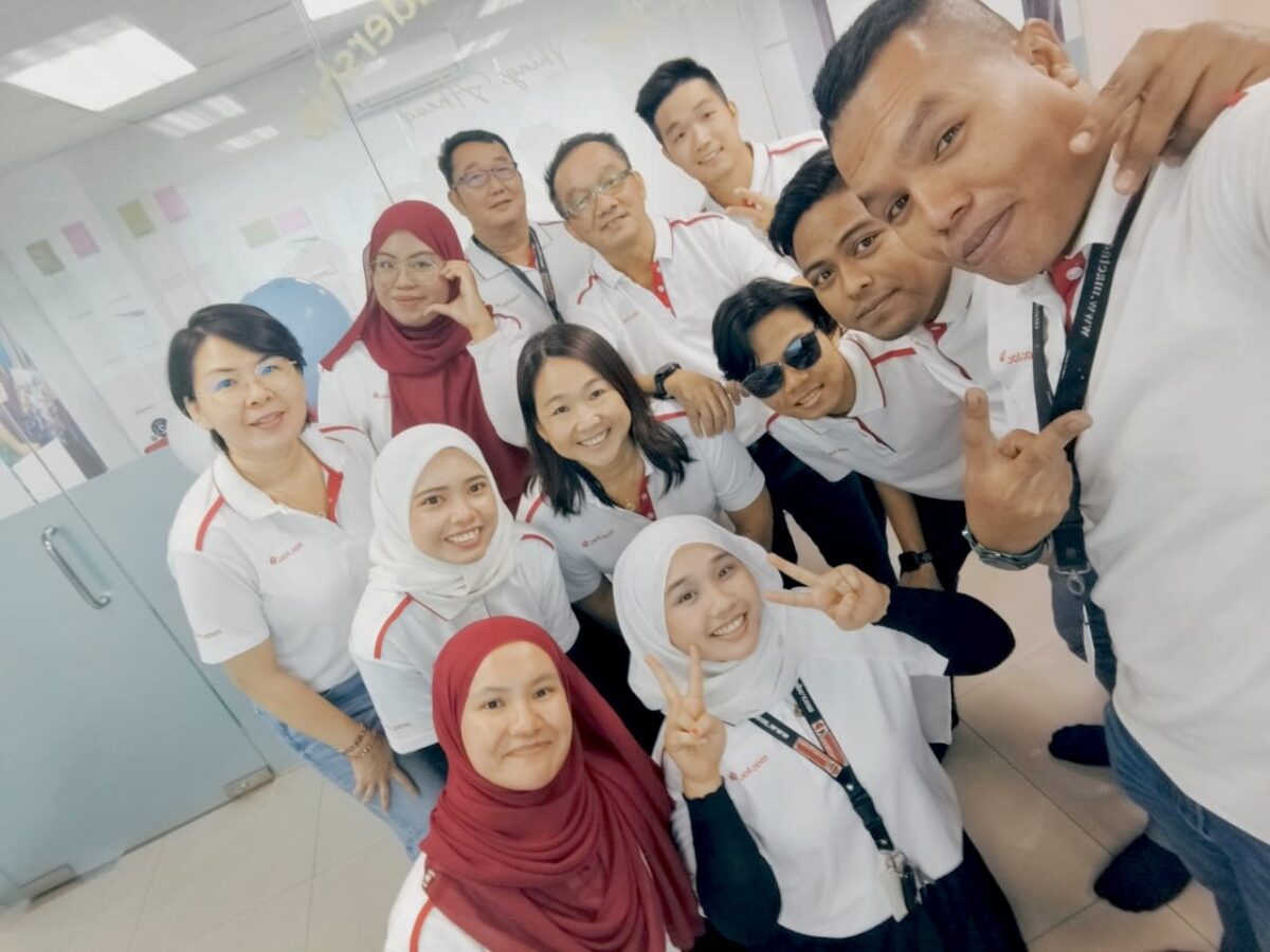 07f64ed0 97a7 48bc b6c7 7e0f7e842f12